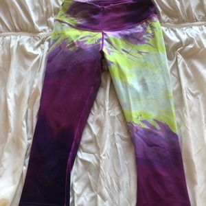 Women’s Reebok workout capris
